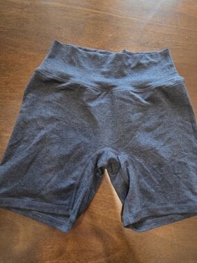 P'tula Dark Gray/Green High-Waist Bike Shorts